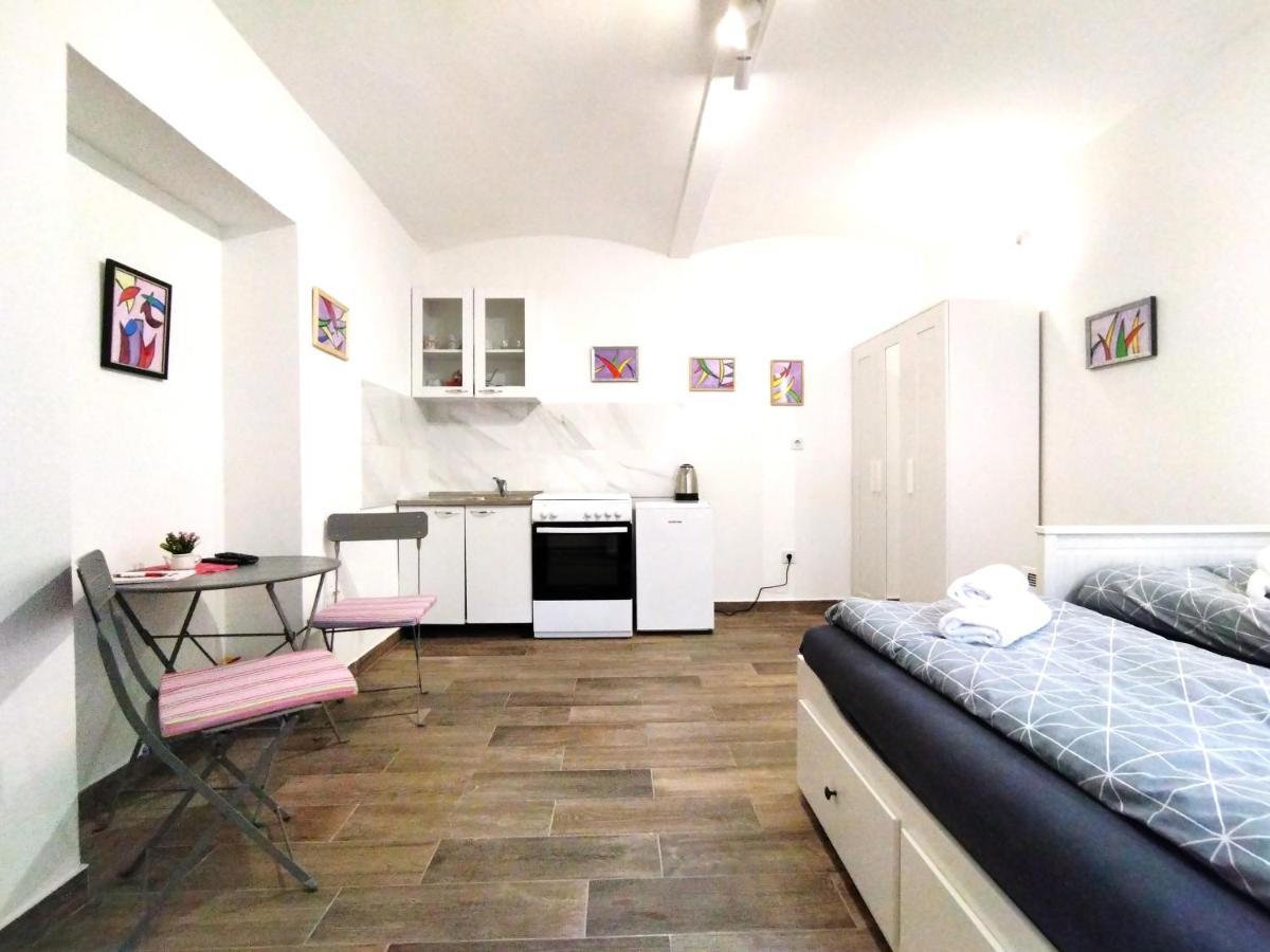 Good Vibrations Apartments Загреб Экстерьер фото
