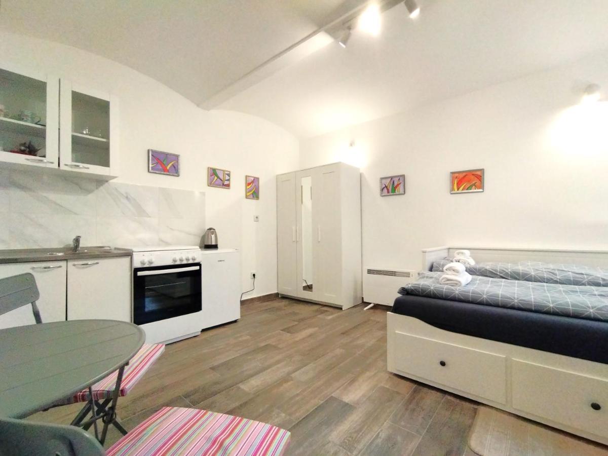 Good Vibrations Apartments Загреб Экстерьер фото